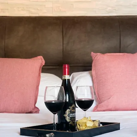 アパート Navona New Charme Art *