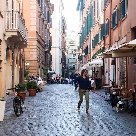 Navona New Charme Art アパート