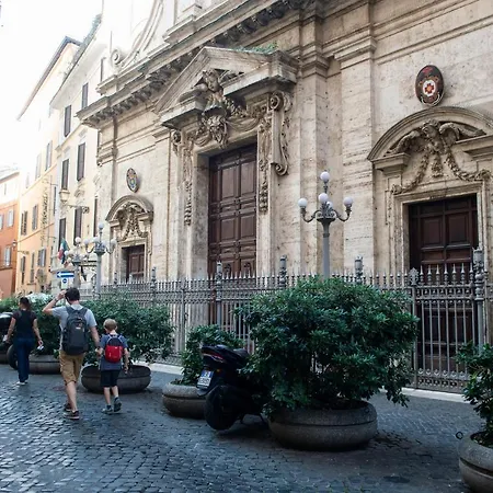 アパート Navona New Charme Art